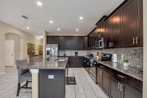 微波炉、烤箱、炉灶、洗碗机