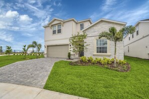 Exterior - You Will Love This 5 Star Villa Located on Windsor Island Resort , Orlando Villa 5508 (Kissimmee)