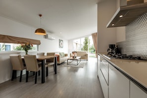 Fridge, microwave, oven, dishwasher - Ravenbosch - Sauna & Fireplace (Valkenburg)