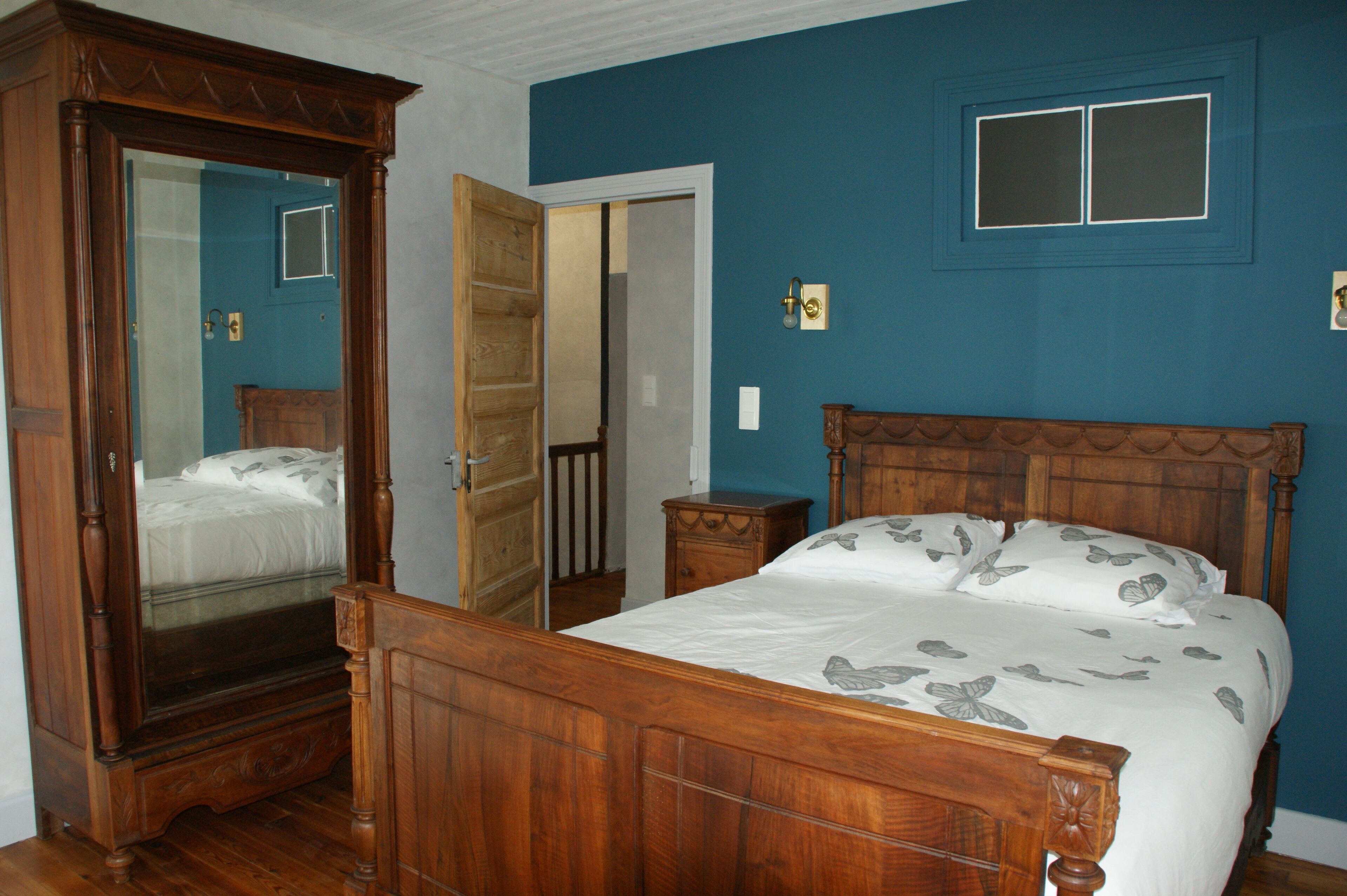 5 Schlafzimmer, Bügeleisen/Bügelbrett, Reisekinderbett, Bettwäsche