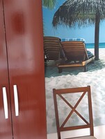 99-cm flat-screen TV with satellite channels, TV