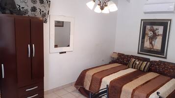 Egyptian cotton sheets, premium bedding, Tempur-Pedic beds