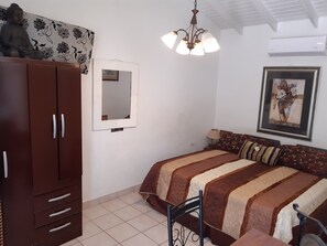 Egyptian cotton sheets, premium bedding, Tempur-Pedic beds