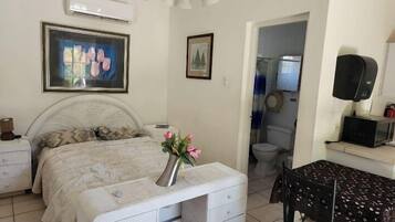 Comfort Double Room, 1 King Bed | Egyptian cotton sheets, premium bedding, Tempur-Pedic beds