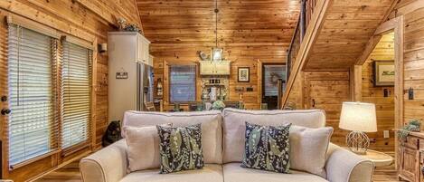 Televisión, chimenea