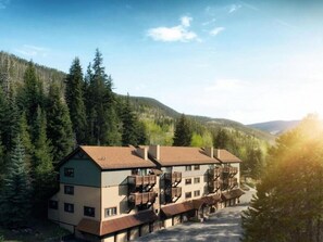 Exterior - Secluded 1BR Condo with Mountain Views Streamside at Vail (Vail)