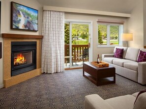 Living area - Streamside at Vail Private 1BR Condo with Mountain Views (Vail)