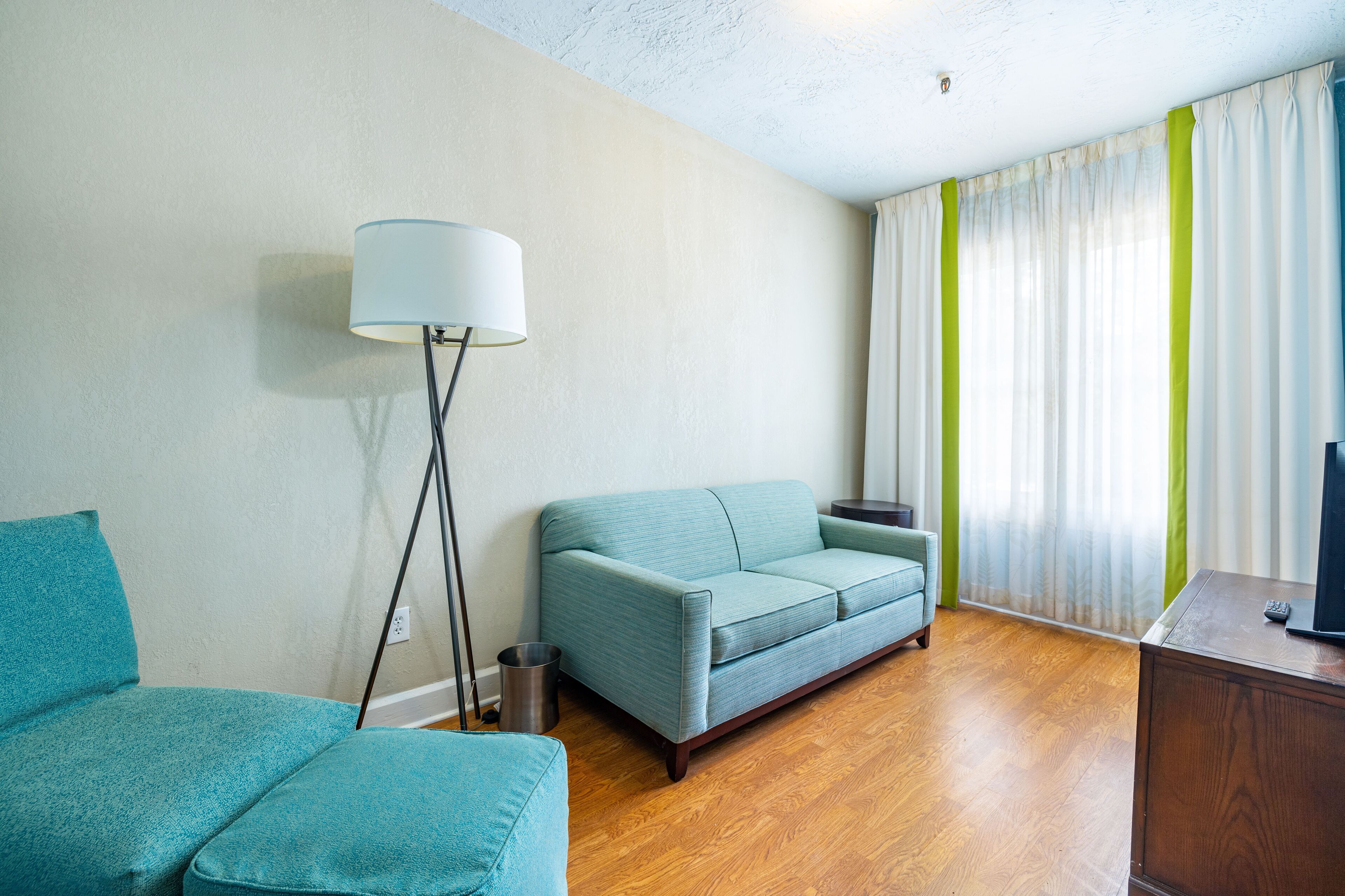 junior room | living area | 32-inch flat-screen tv with cable channels, tv