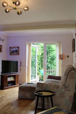 تلفزيون ذكي، مكتب