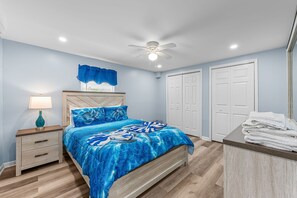 2 chambres, fer et planche à repasser, Wi-Fi, draps fournis