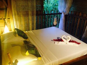 1 chambre, bureau, lit parapluie, Wi-Fi gratuit