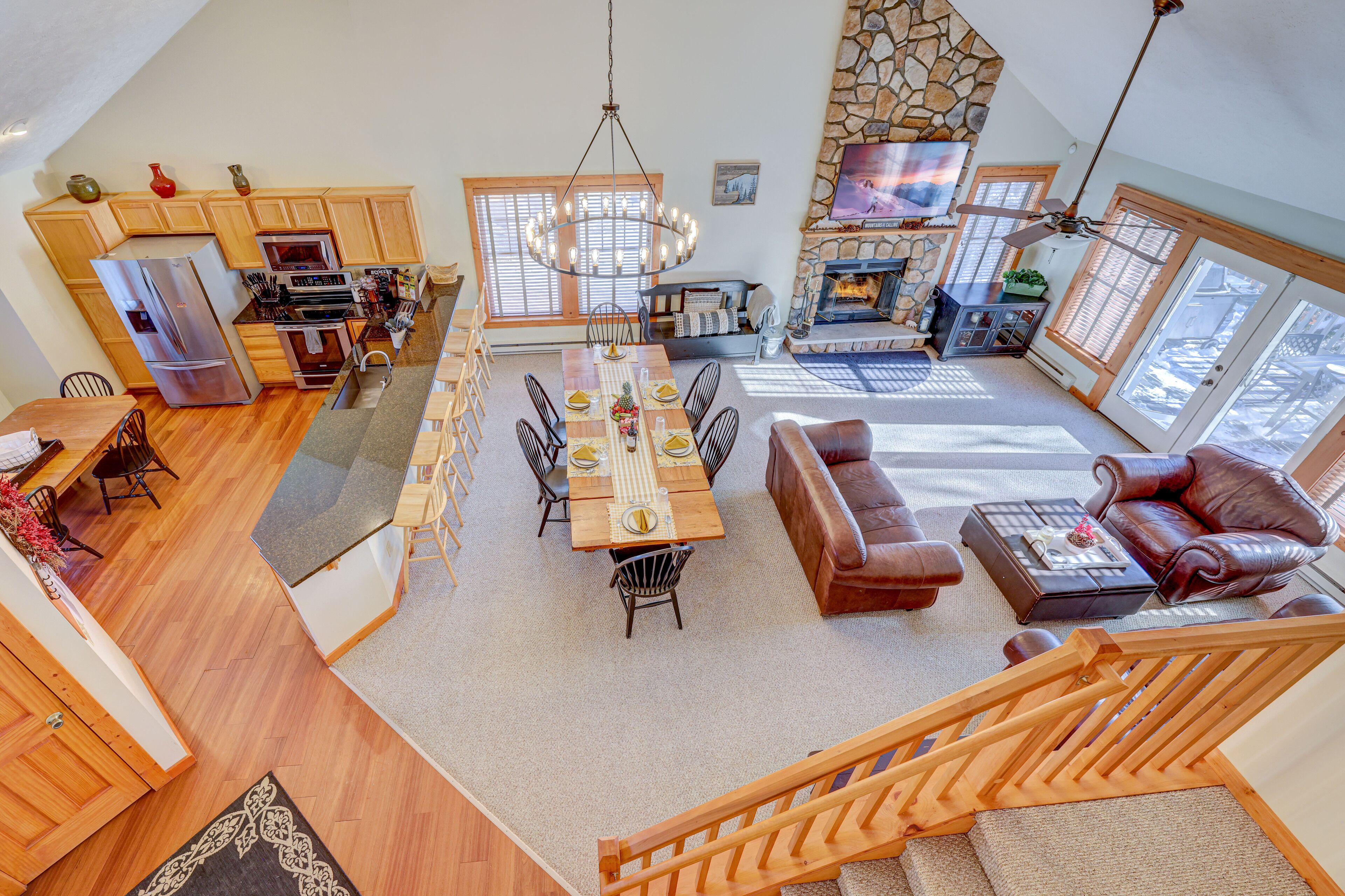 Smart TV, fireplace, foosball, books