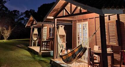 Chalet Hibisco Amarelo 1 hr SP in the Atlantic Forest, Conexão e Natureza site