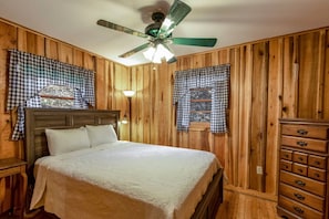 2 chambres, bureau, fer et planche à repasser, Wi-Fi gratuit