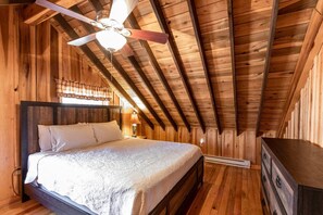 2 Schlafzimmer, Schreibtisch, Bügeleisen/Bügelbrett, kostenloses WLAN
