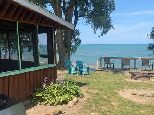 View glorious sunrises and sunsets from this cozy cabin right on Lake Huron! 🌅