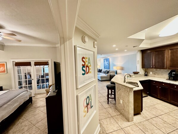 3 bedrooms, free WiFi, bed sheets, wheelchair access