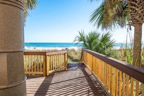 Property grounds - Beautiful Ocean Front, Updated Decorations with Pool (North Myrtle Beach)