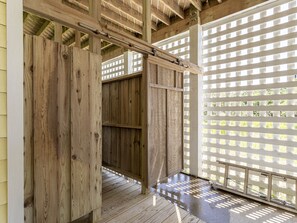 Sauna - Beautiful House with Hot Tub, One Minute walk to beach (Hatteras)