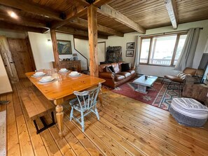 Smart TV - Private Ranch Property Minutes to Yellowstone NP (Gardiner)