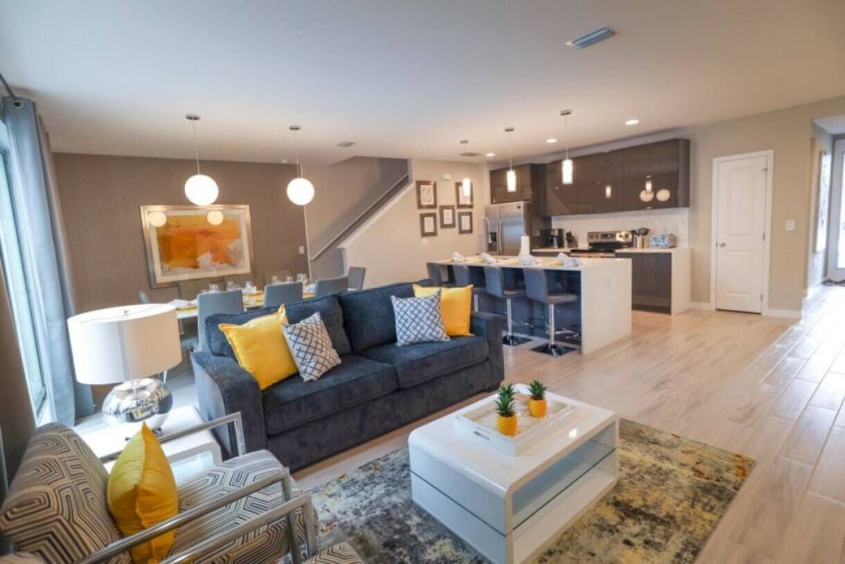 Gorgeous!☀ 4Bed 3.5Ba with Splash Pool by Disney