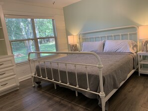 2 bedrooms, free WiFi, bed sheets - Colorado River Banks Cabin (Cedar Creek)
