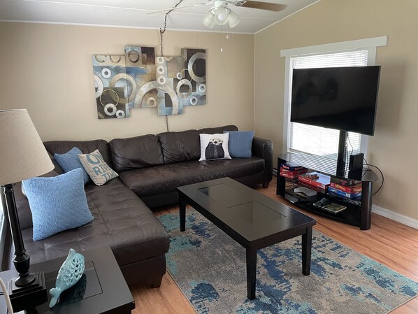 Smart TV, video games