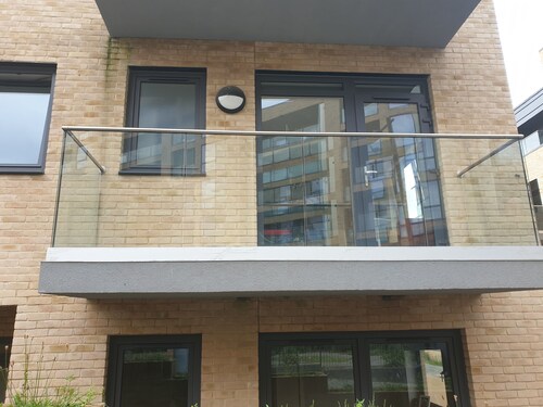 Beautiful 2 bed | 2 bathroom cosy apartment