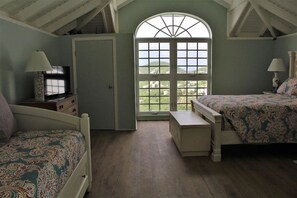 4 chambres, accès à Internet