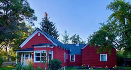 Charming Grandma Chic home in the Wood River Valley steps from the bike path