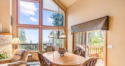Dog-friendly mountain retreat near skiing with lake view, hot tub, & balcony