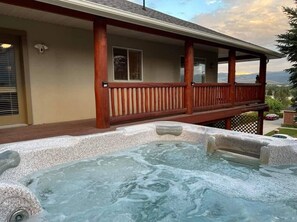 Outdoor spa tub - Family Reunion Lodge | Mountain Views! Hot Tub (Heber City)