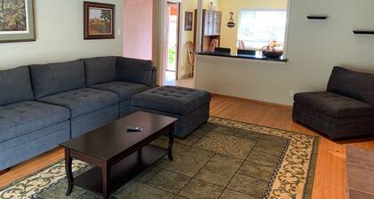 Centrally Located in the Heart of Wine Country!