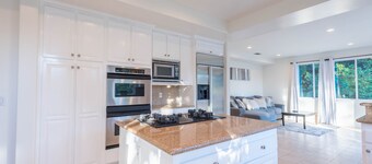Luxury location by the beach in a gated community