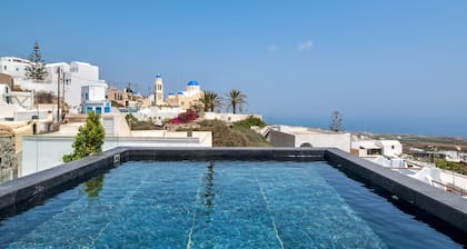 Fira 2-Bed Villa, Sleeps 4, Hot Tub & Pet Friendly