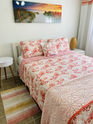 4 bedrooms, desk, iron/ironing board, free WiFi