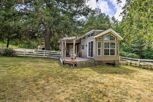 Cozy Gig Harbor Cottage ~  2 Mi to Case Inlet!