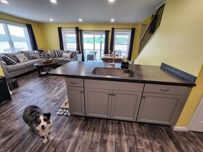 Interior - The Tipsy Fish-Dog-friendly, Hot Tub, direct lakefront on Beautiful Waneta Lake! (Hammondsport)