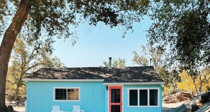 Sweet Yosemite Cottage Near the Park Entrance and Bass Lake