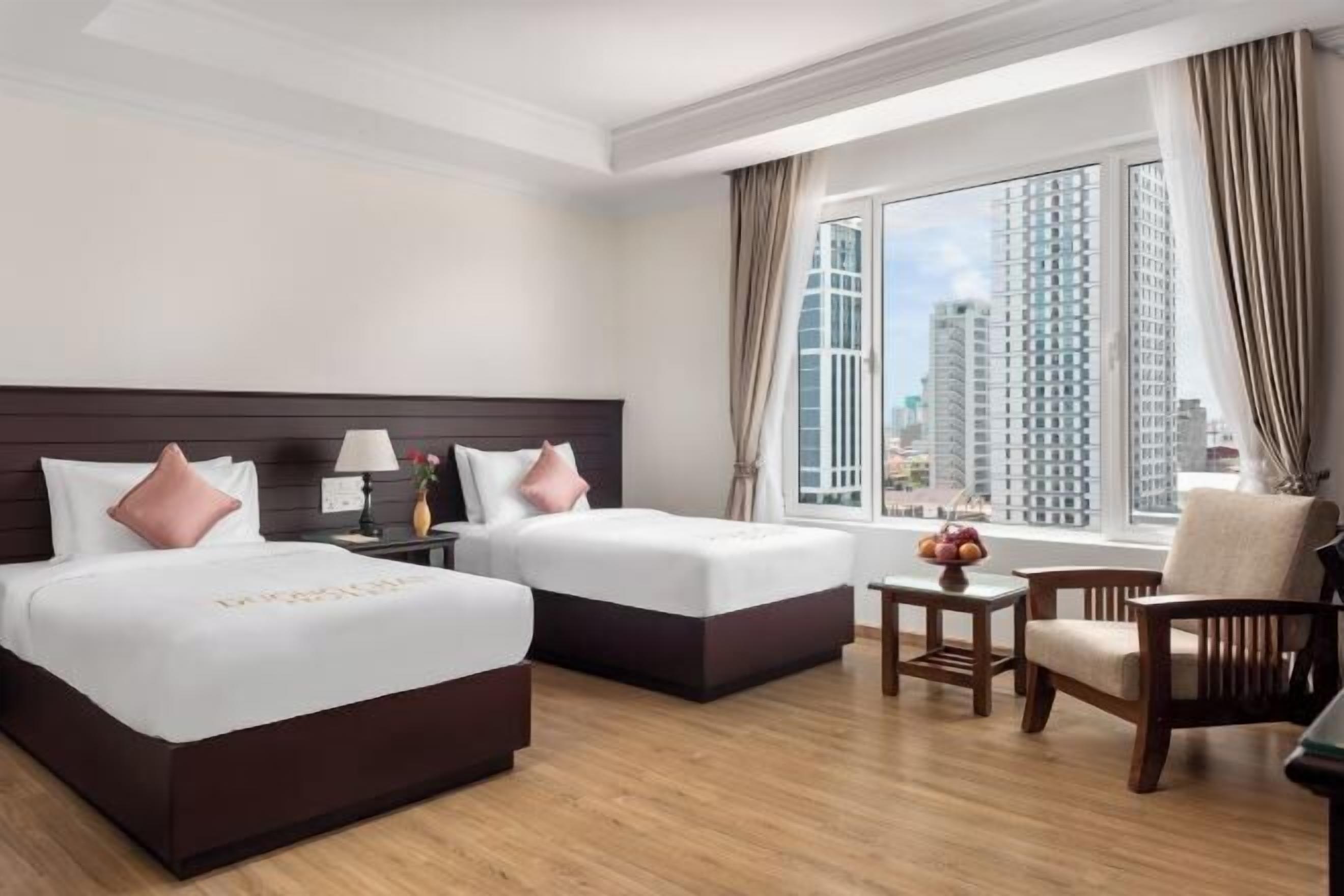 Minibar, in-room safe, desk, laptop workspace