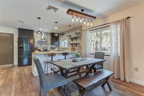 Dining - Elkchanted Inn Pine: Fully Fenced Backyard, Spacious Cabin in Woods w/King Bed (Pine)