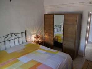 2 quartos, Wi-Fi de cortesia, roupa de cama