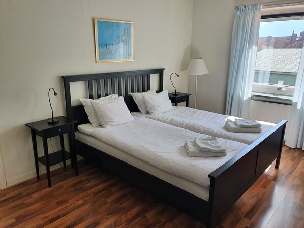 Basic Room, 2 Bedrooms, City View