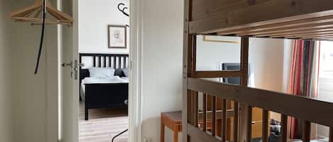 Chambre, 2 chambres, vue ville