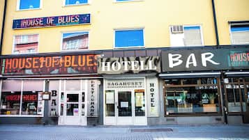 Mặt tiền nơi lưu trú