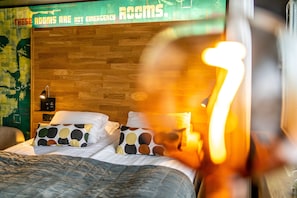 Superior Room | Premium bedding, memory foam beds, individually decorated - Time Hostel NOVA (Jyväskylä)