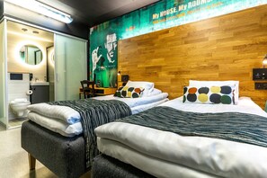 Suite estudio superior | Baño | Secador de pelo, bidé y toallas