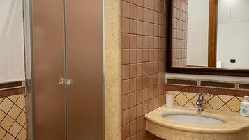 Doccia, bidet