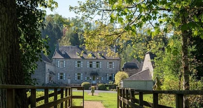 Castle in Ferrières with Pond Garden