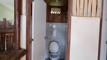 Bamboo House | Bathroom